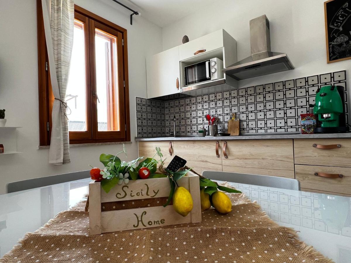Sicily Home Casa Vacanze Con Piscina San Vito Lo Capo Exteriör bild