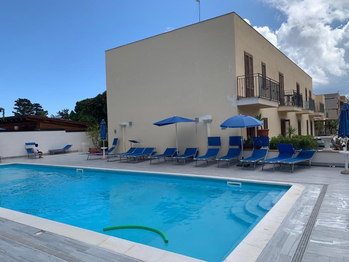 Sicily Home Casa Vacanze Con Piscina San Vito Lo Capo Exteriör bild