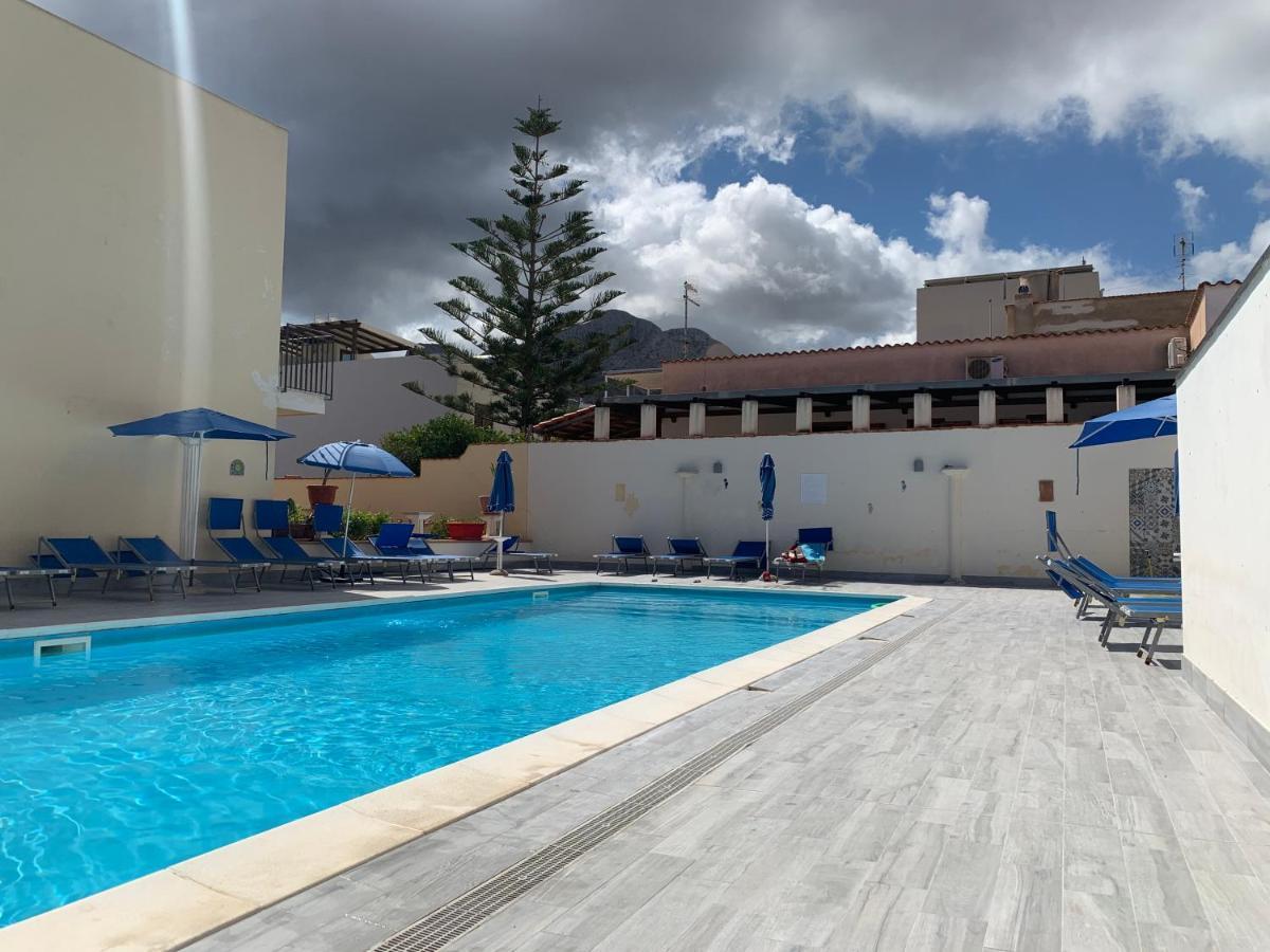 Sicily Home Casa Vacanze Con Piscina San Vito Lo Capo Exteriör bild