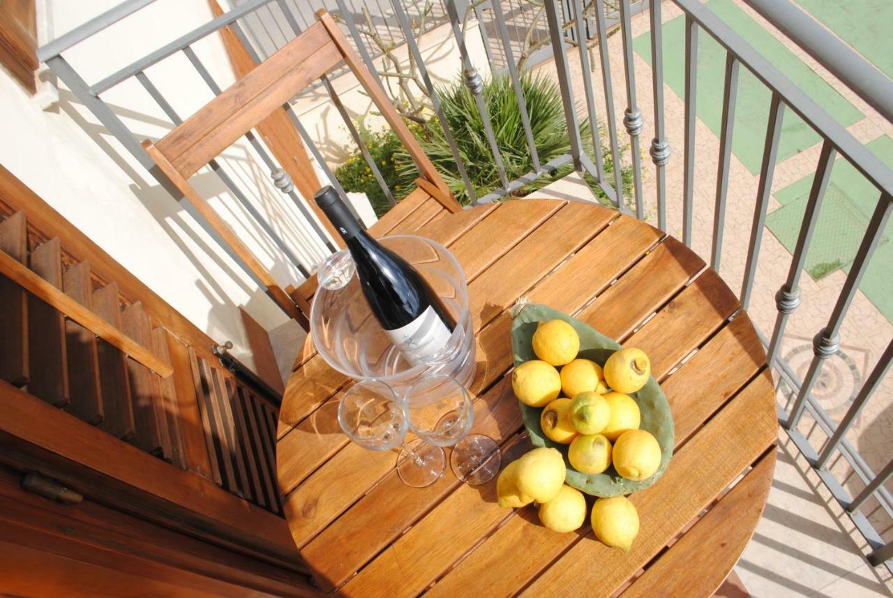 Sicily Home Casa Vacanze Con Piscina San Vito Lo Capo Exteriör bild